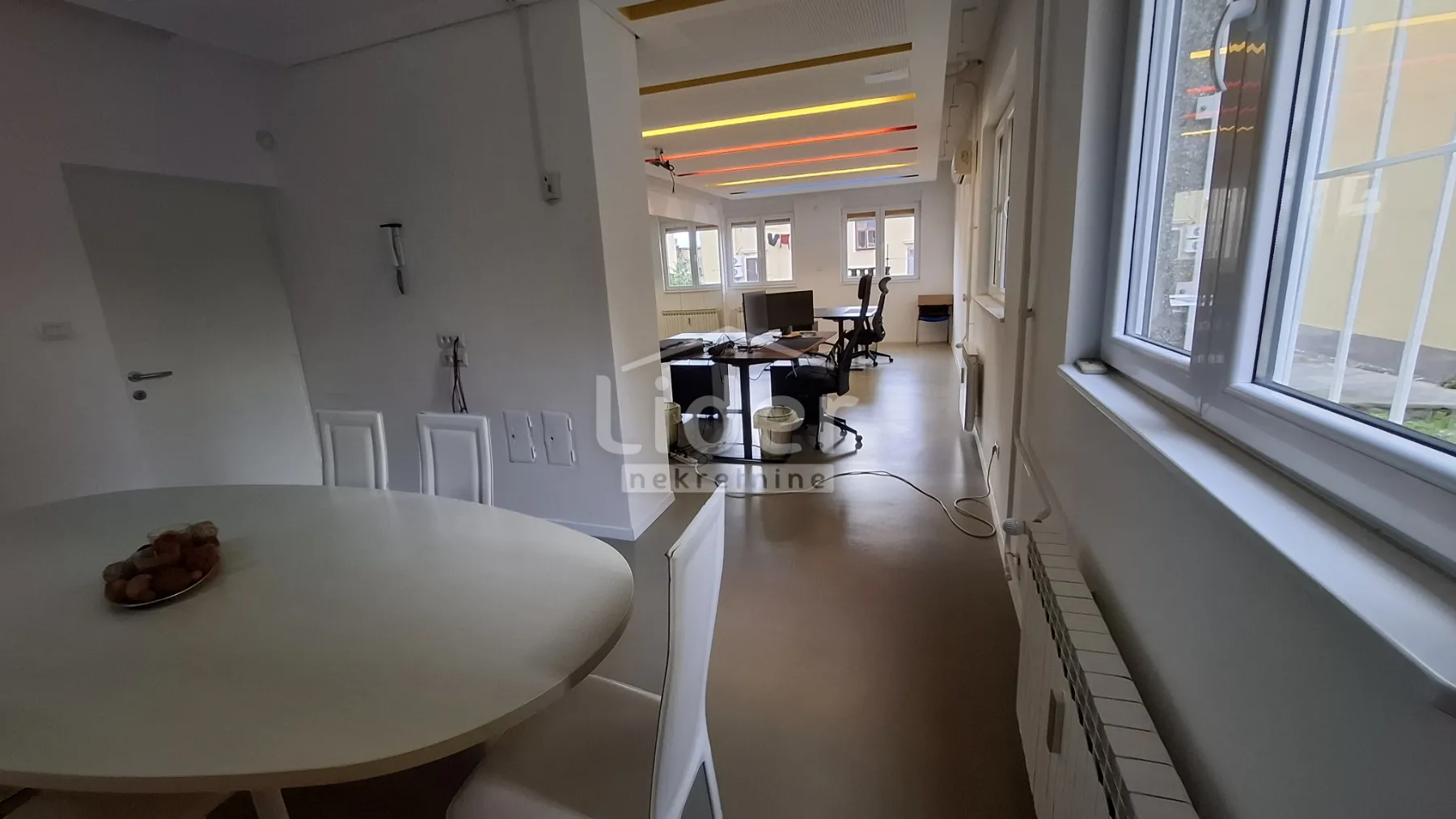 centar - poslovni prostor 180 m2 - slika 14