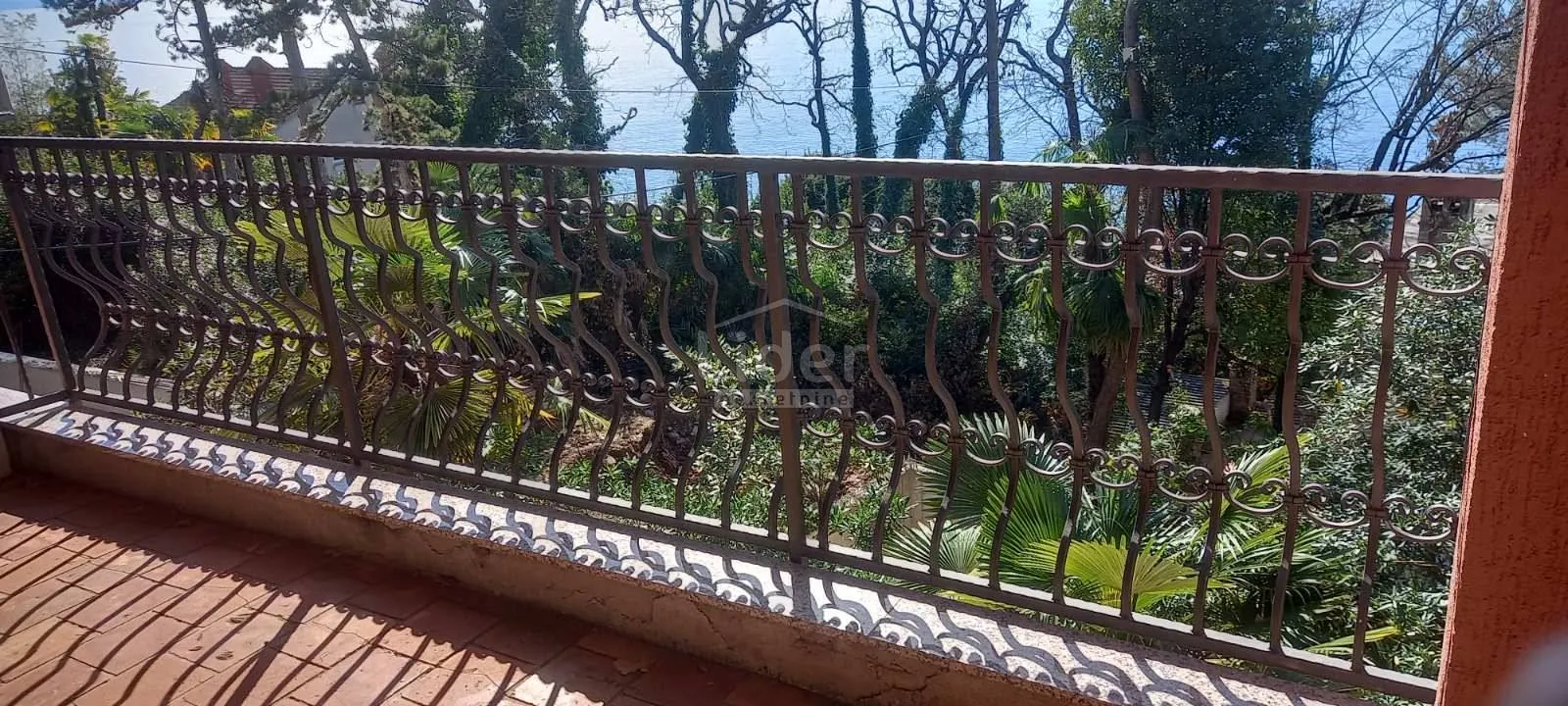 bivio 1s+db stan prvi red do mora sa izlazom na plažu iznajmljujemo - slika 12
