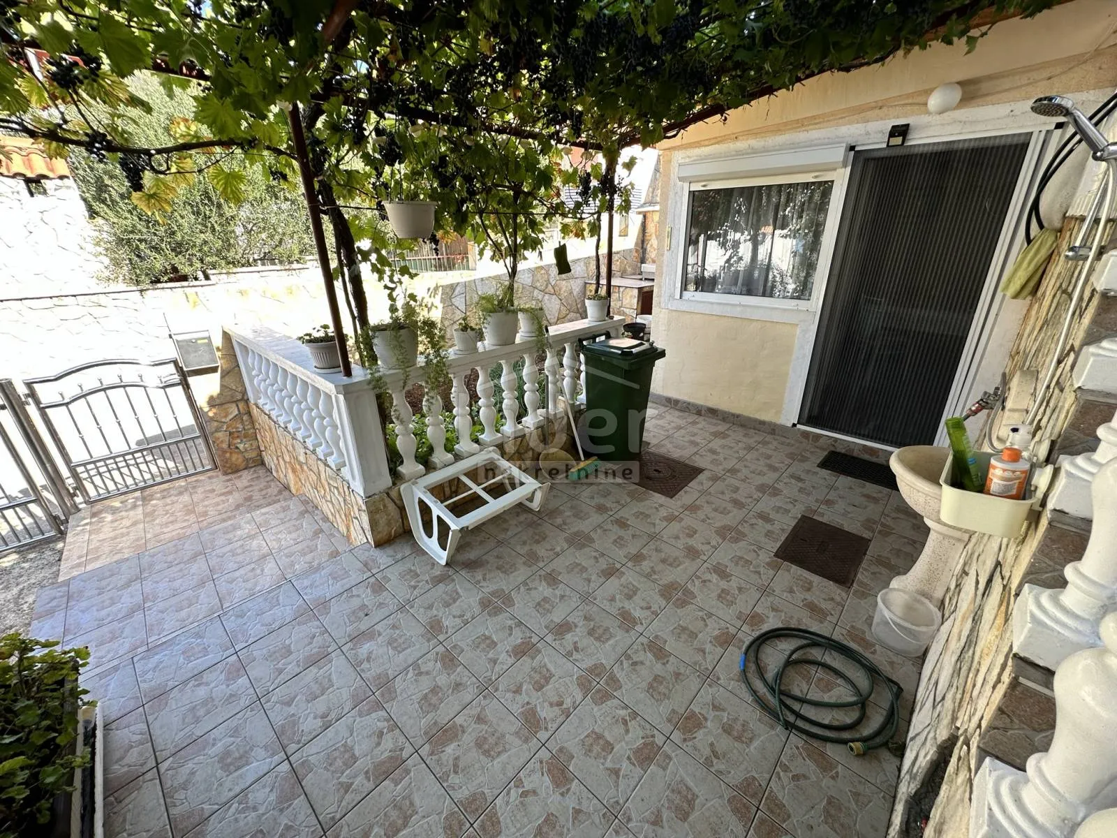 kuću na samo 60m od mora - slika 14
