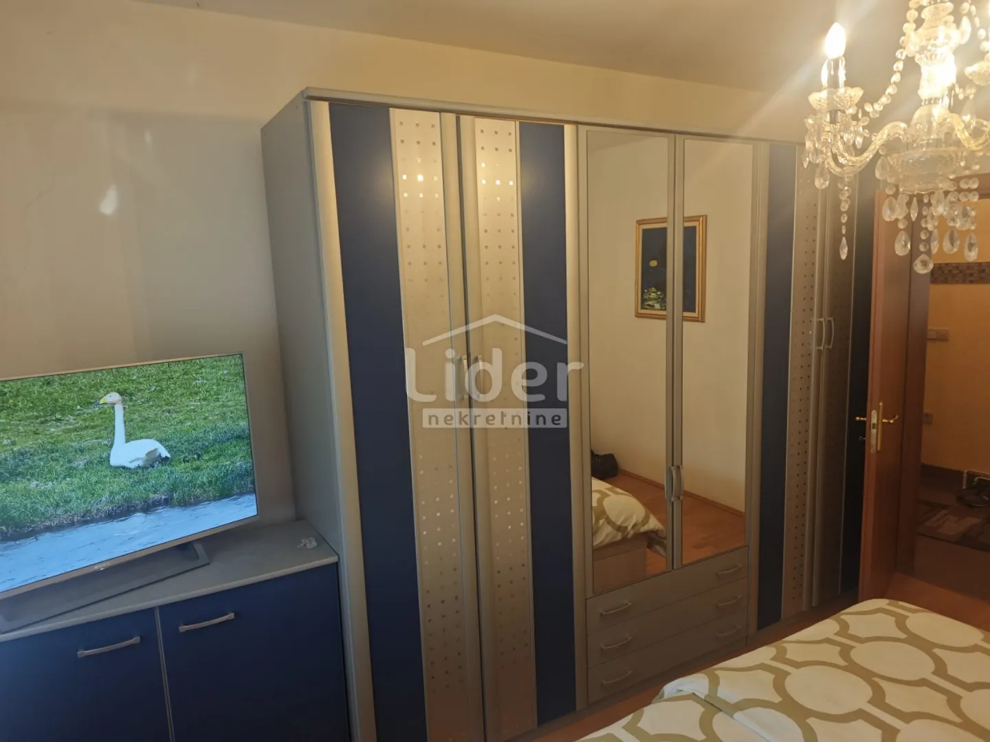opatija- vila s predivnim pogledom i bazenom - slika 20