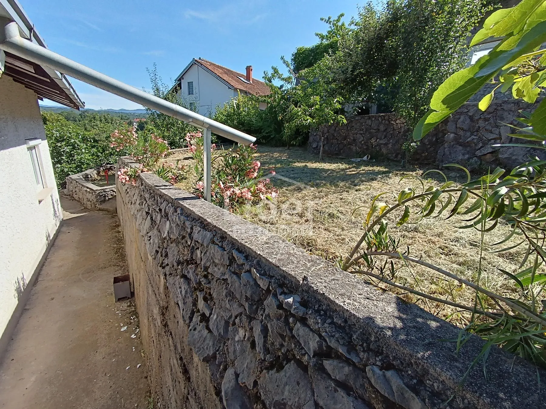 kuća viškovo, 230m2, 2 stana - slika 11