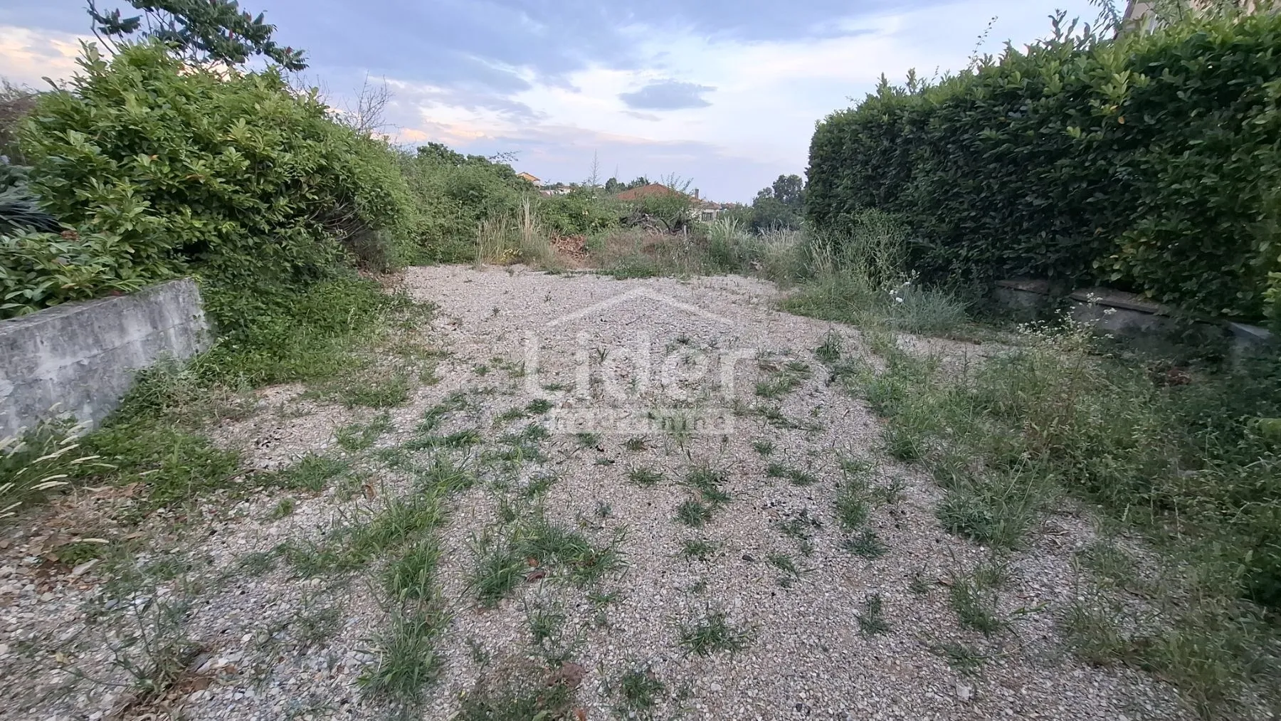 viškovo-1089m2centar,rijetkost na tržištu - slika 2