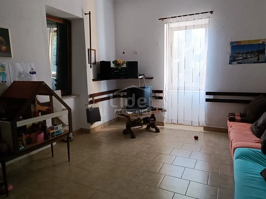 vila, novi vinodolski, 450 m2 - slika 8