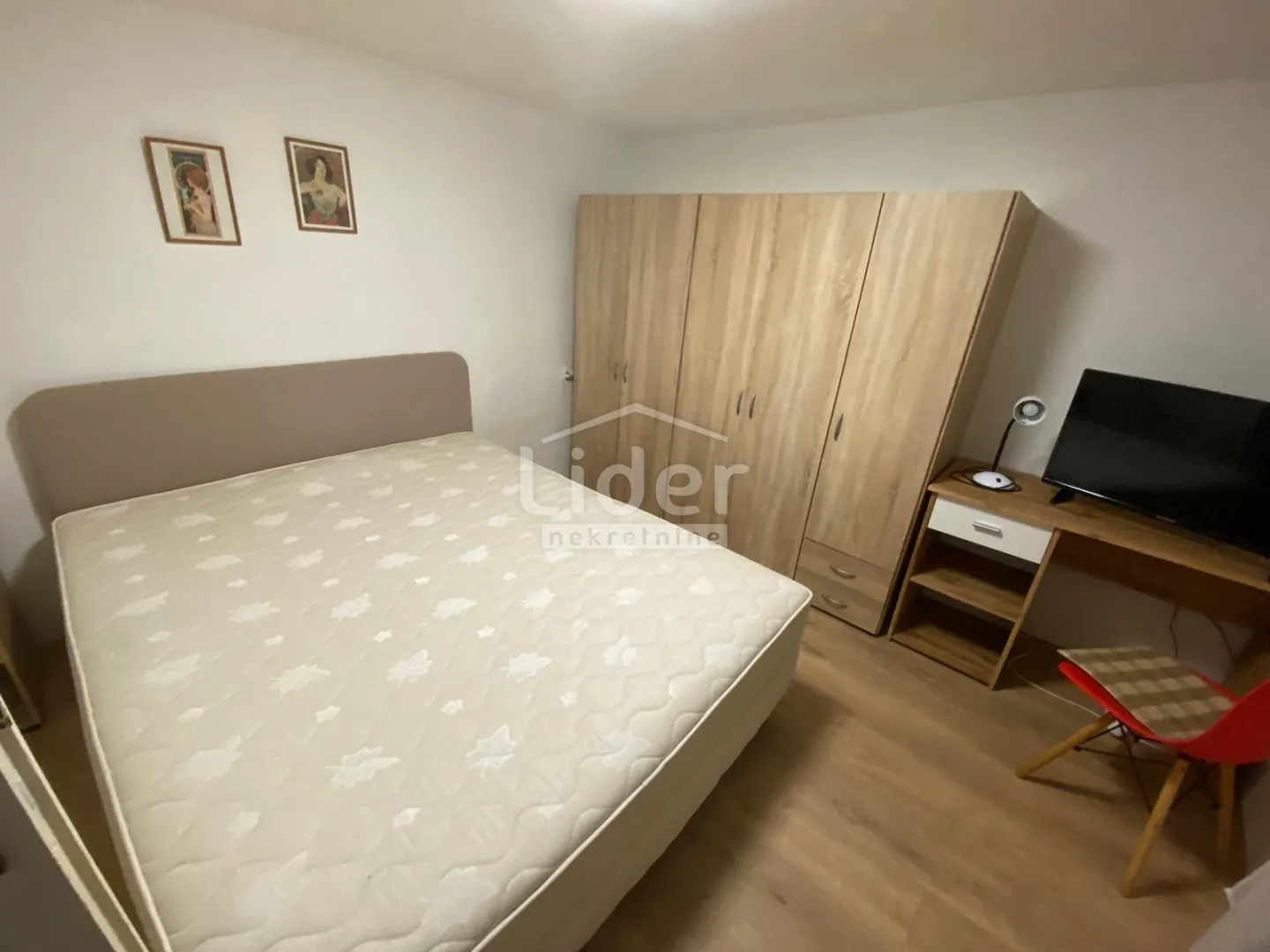 gornja vežica, 1s-stan sa terasom, namješten - slika 5
