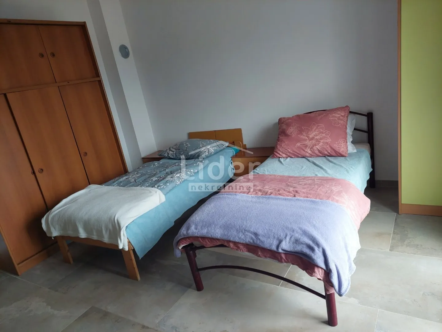 kastav stan za smještaj 4 radnika, 70 m2 - slika 8