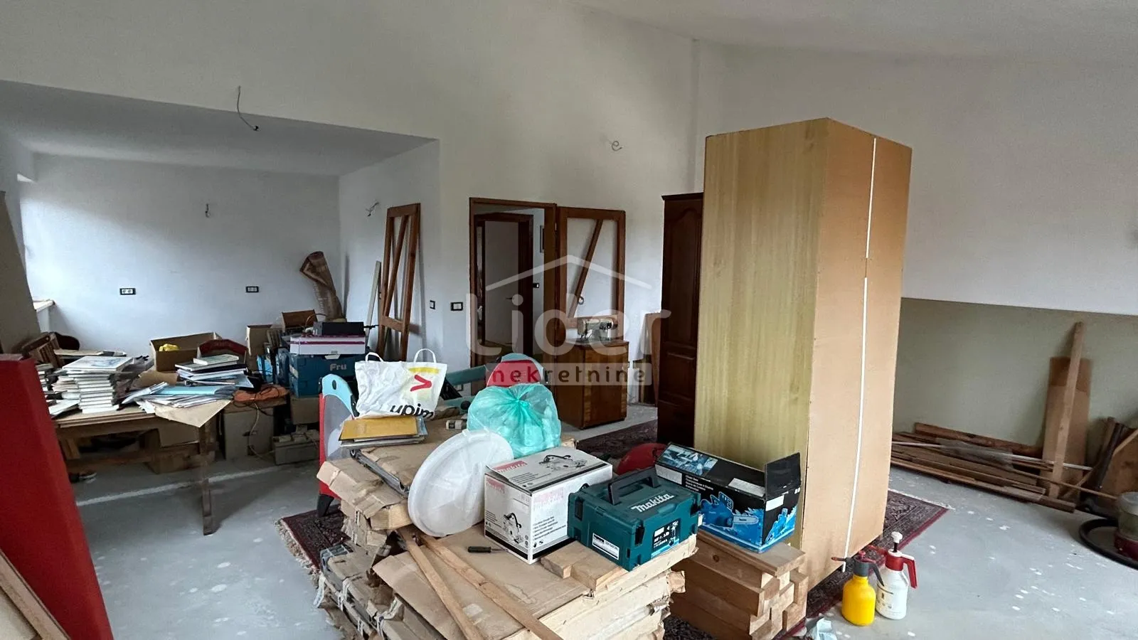 pomer, medulin, novija kuća 250m2 na samo 150m od mora - slika 8