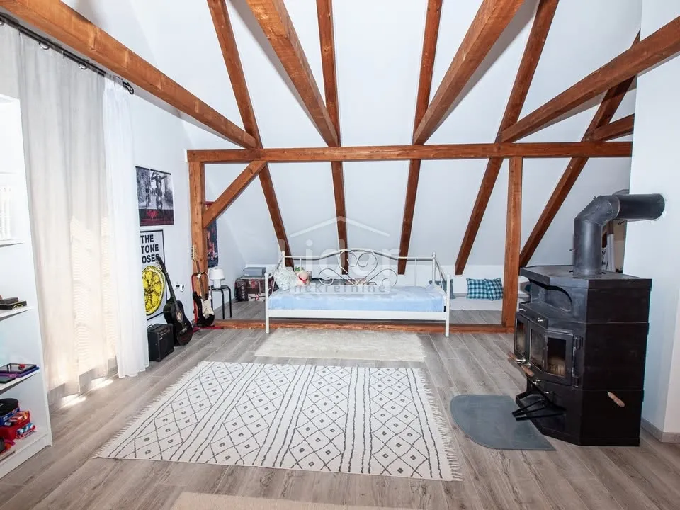 kuća-200m2,gorski kotar - slika 7