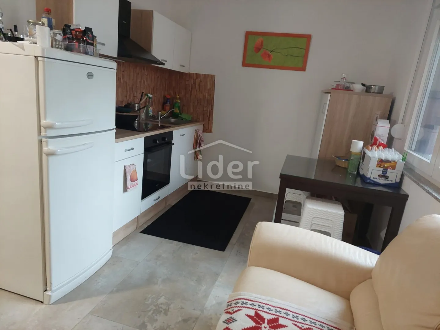 kastav stan za smještaj 4 radnika, 70 m2 - slika 4