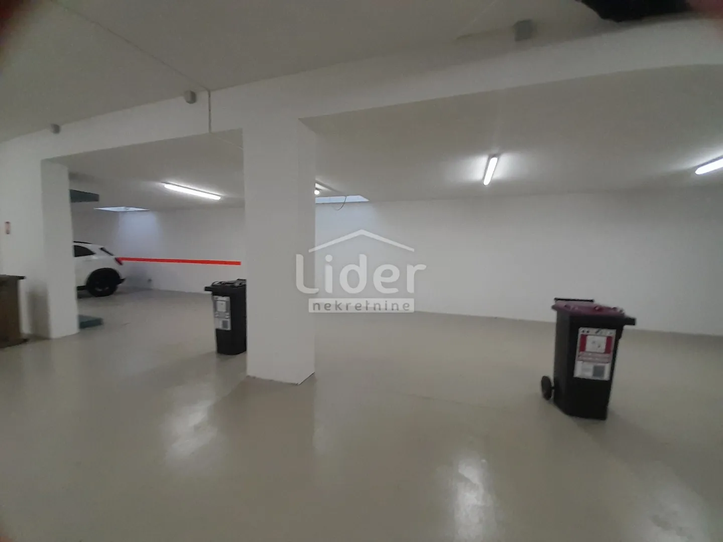 opatija stan 158m2 + 298m2 okućnice+ garaža - slika 30