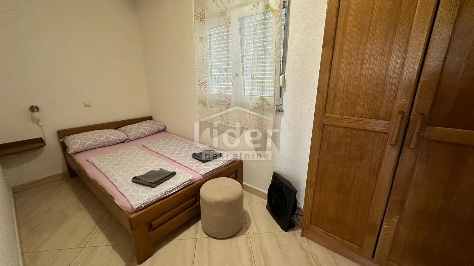 kuća u loparu sa 4 apartmana u blizini plaže - slika 9