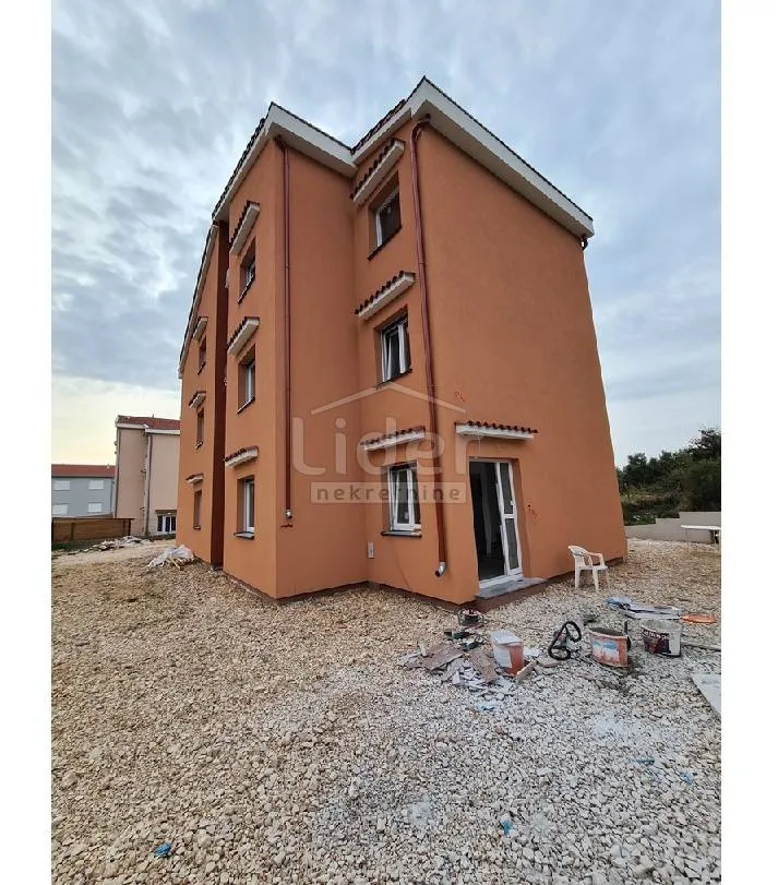 apartman u banjolu, 77 m2 - slika 10