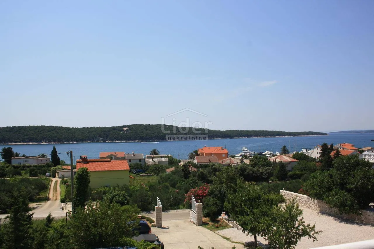 vila s bazenom, rab, barbat - slika 7