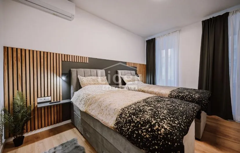 centar, 2 soban stan, moderno namješten - slika 10