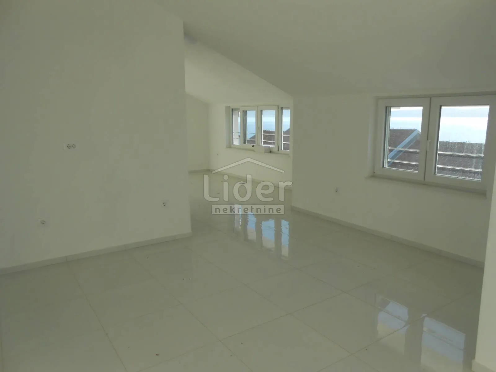 crikvenica novi apartman 350m od mora - slika 4