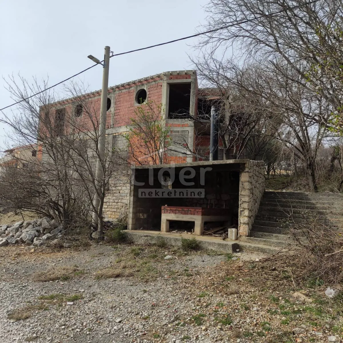 kruševo, roh-bau stambeno poslovna zgrada 300m2 - slika 17