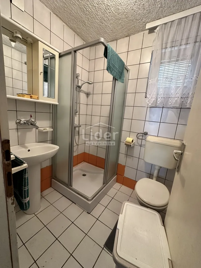 kruševo, kuću na samo 40m od mora prodajemo - slika 13