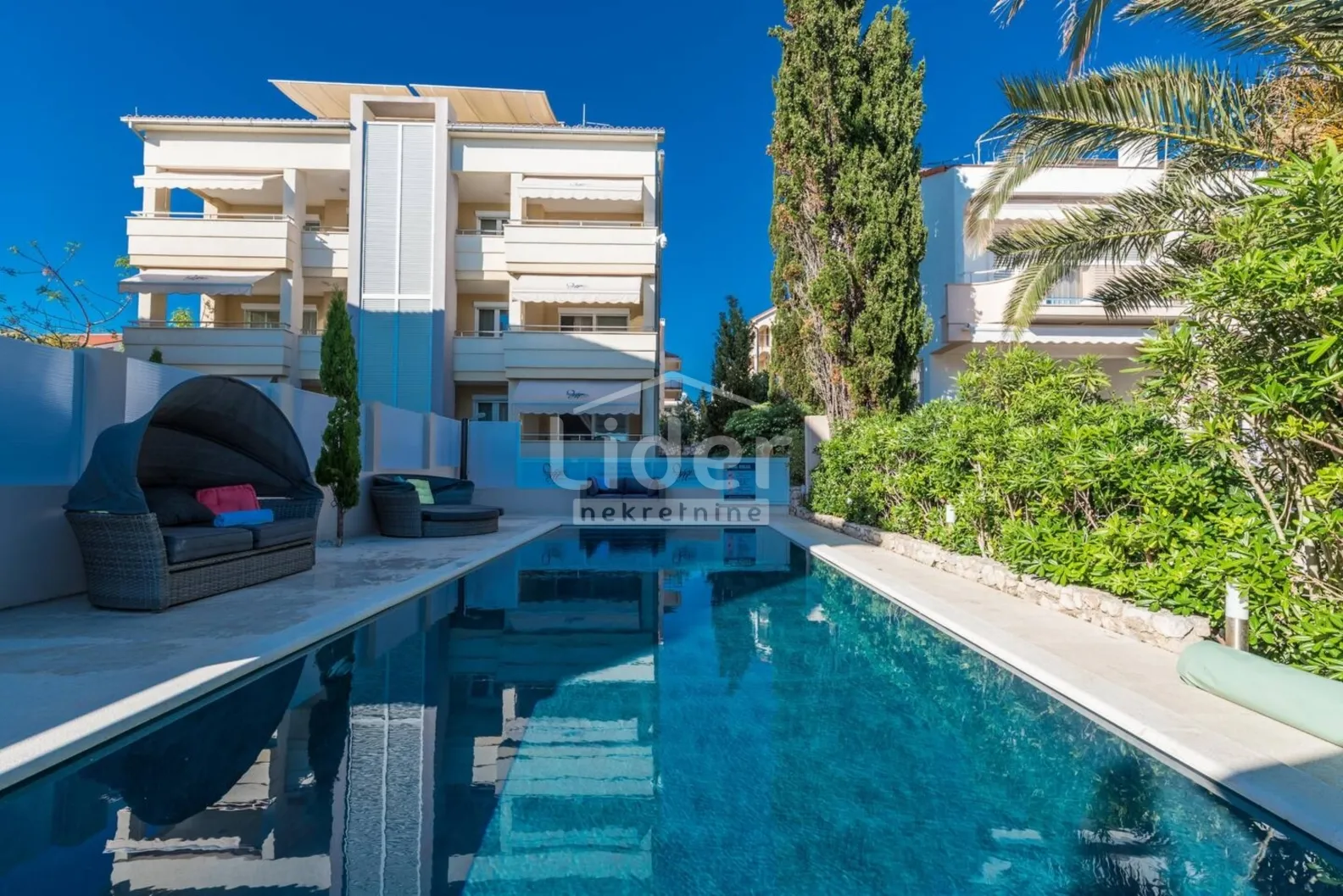 Novalja-Gaj, 70m Od Mora, Penthouse, 2 Stana