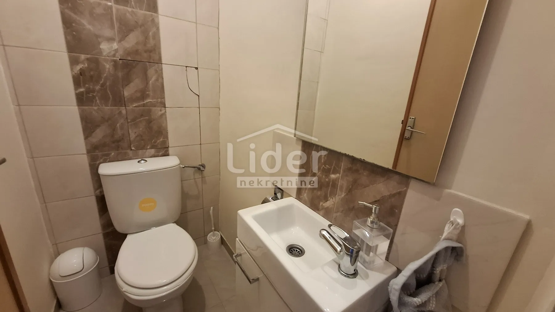 gornja vežica- 2s+db, balkon, pogled na more - slika 9