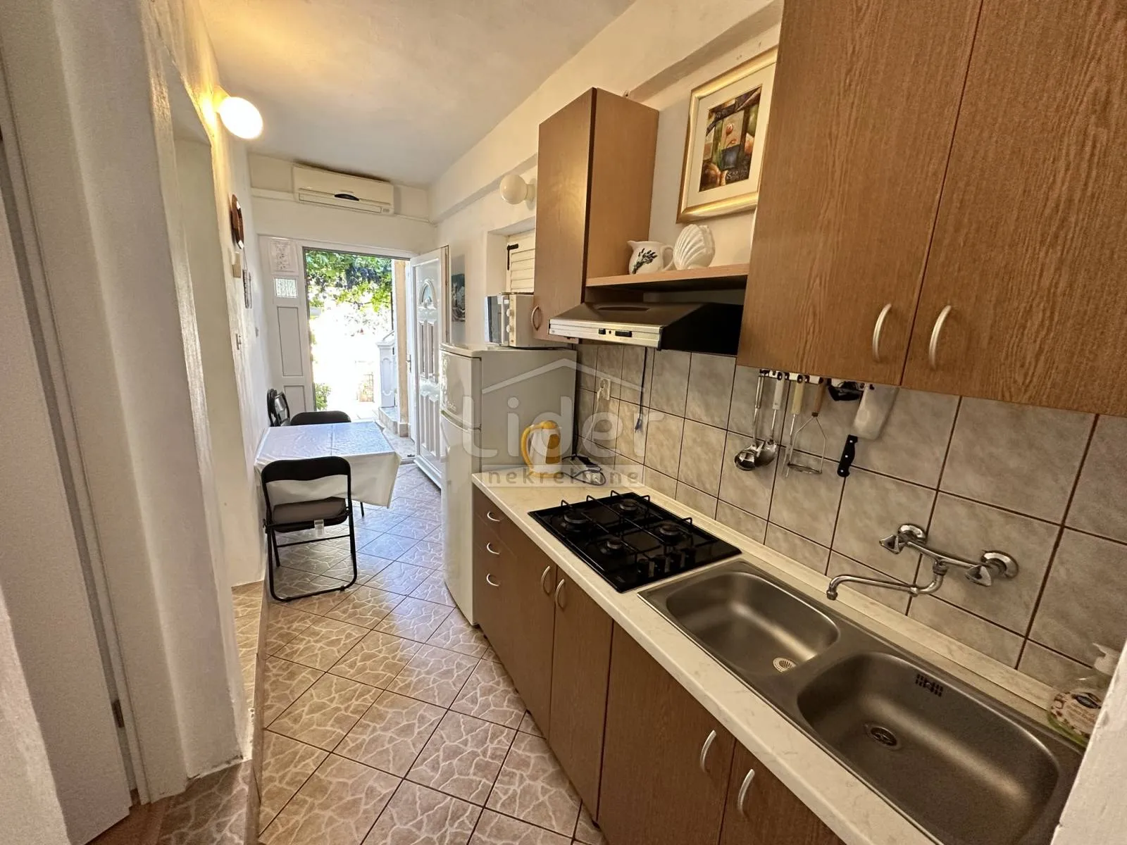 kuću na samo 60m od mora - slika 23