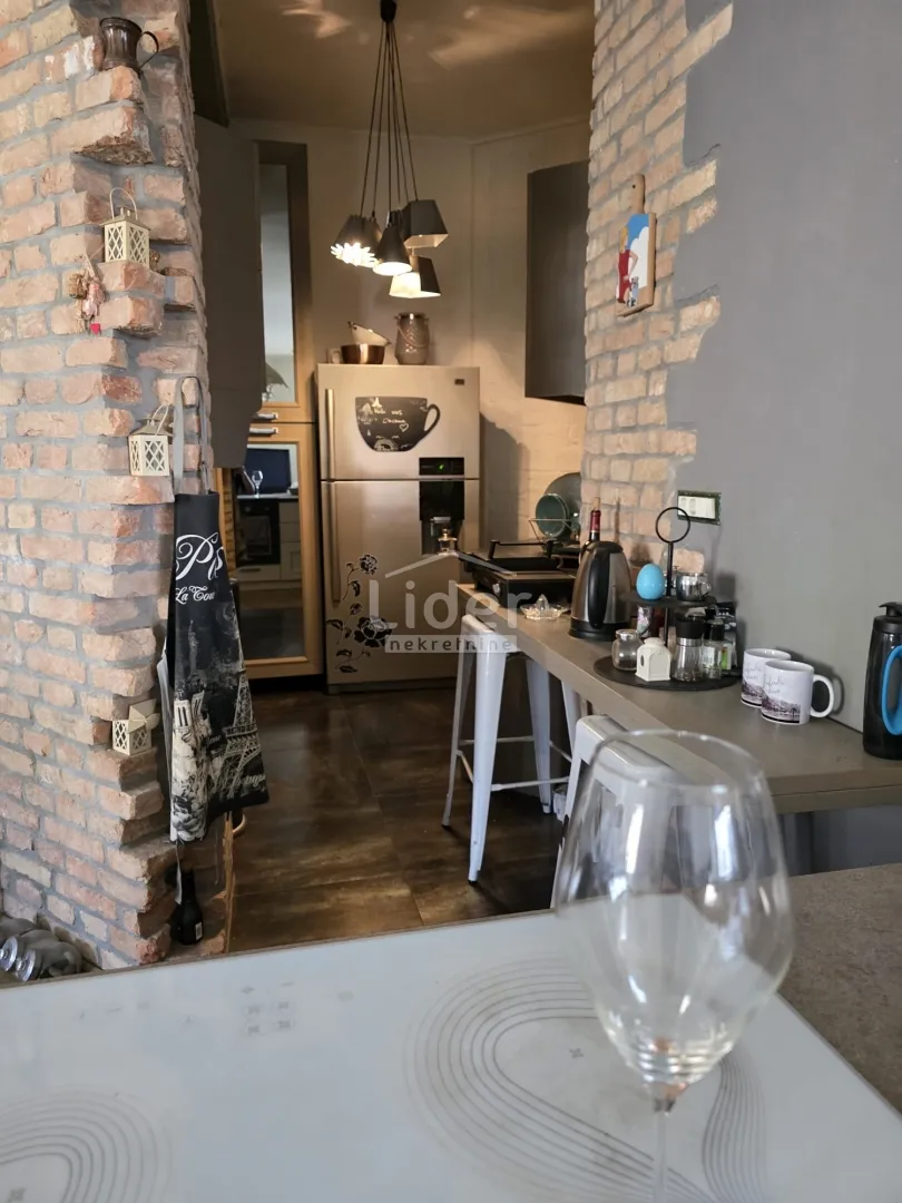 centar, 200m2, 4s+db, dizajnerski građanski stan - slika 13