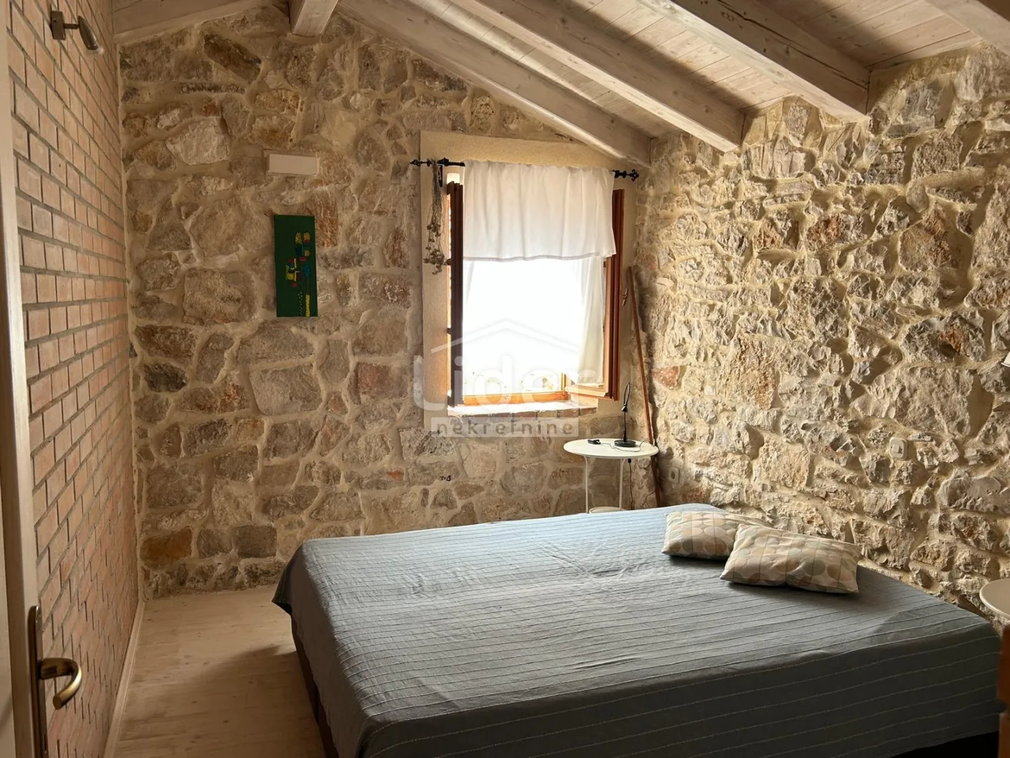otok susak-kamena kuća - slika 5