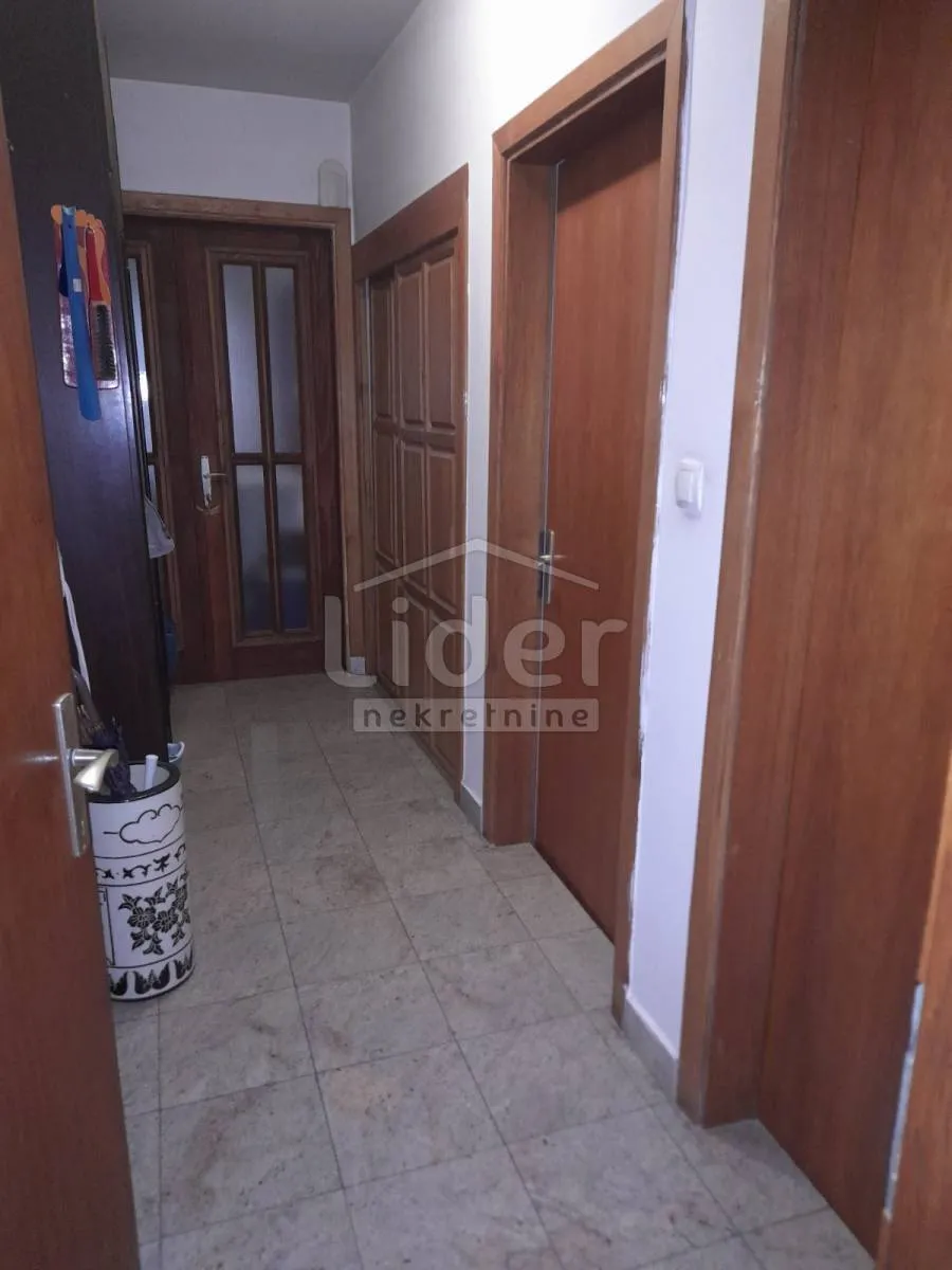 trosoban stan u dramlju, 111.55m2 - slika 4