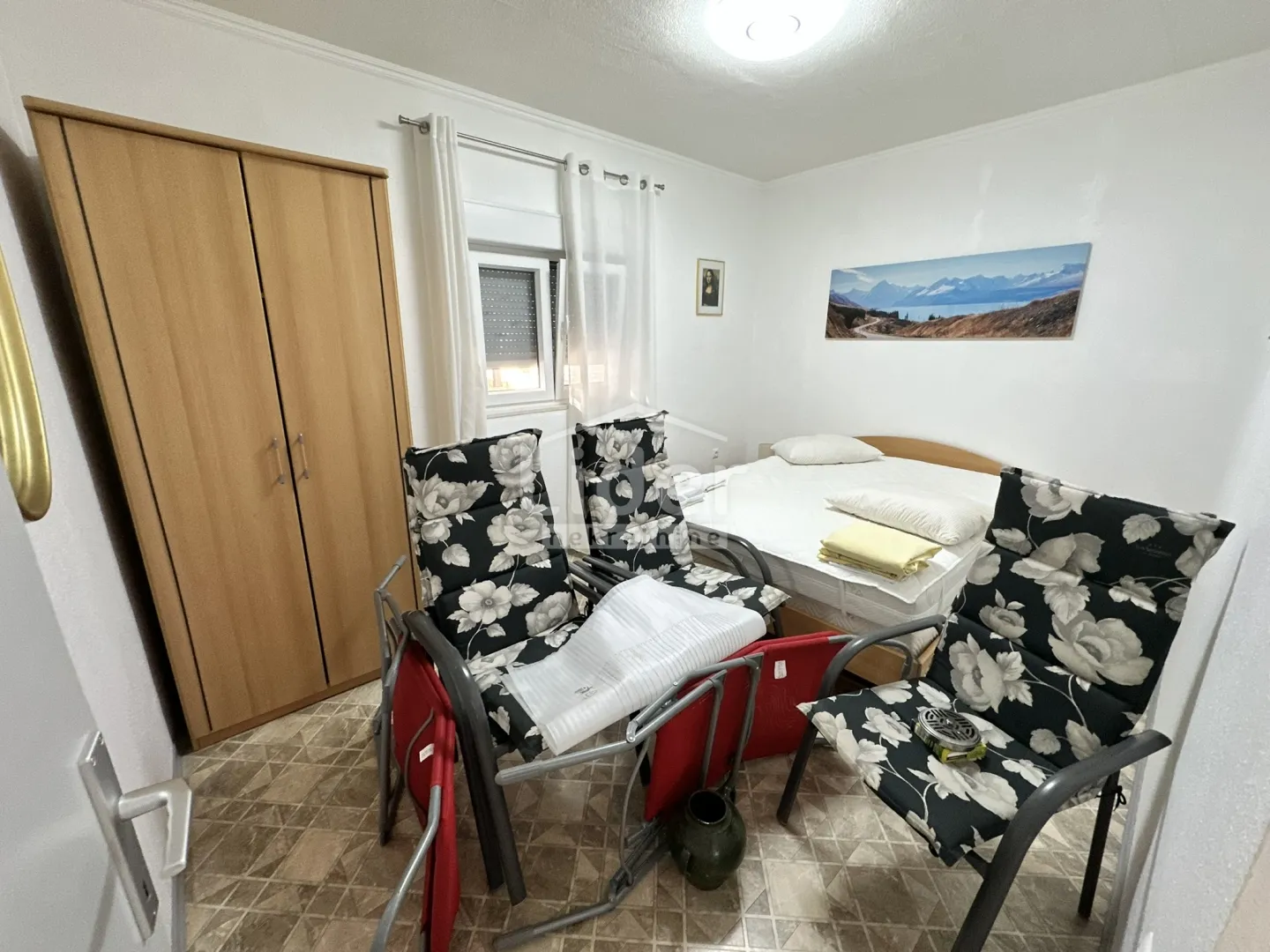 donji karin, kuća sa 3 stana i pogledom na more - slika 16