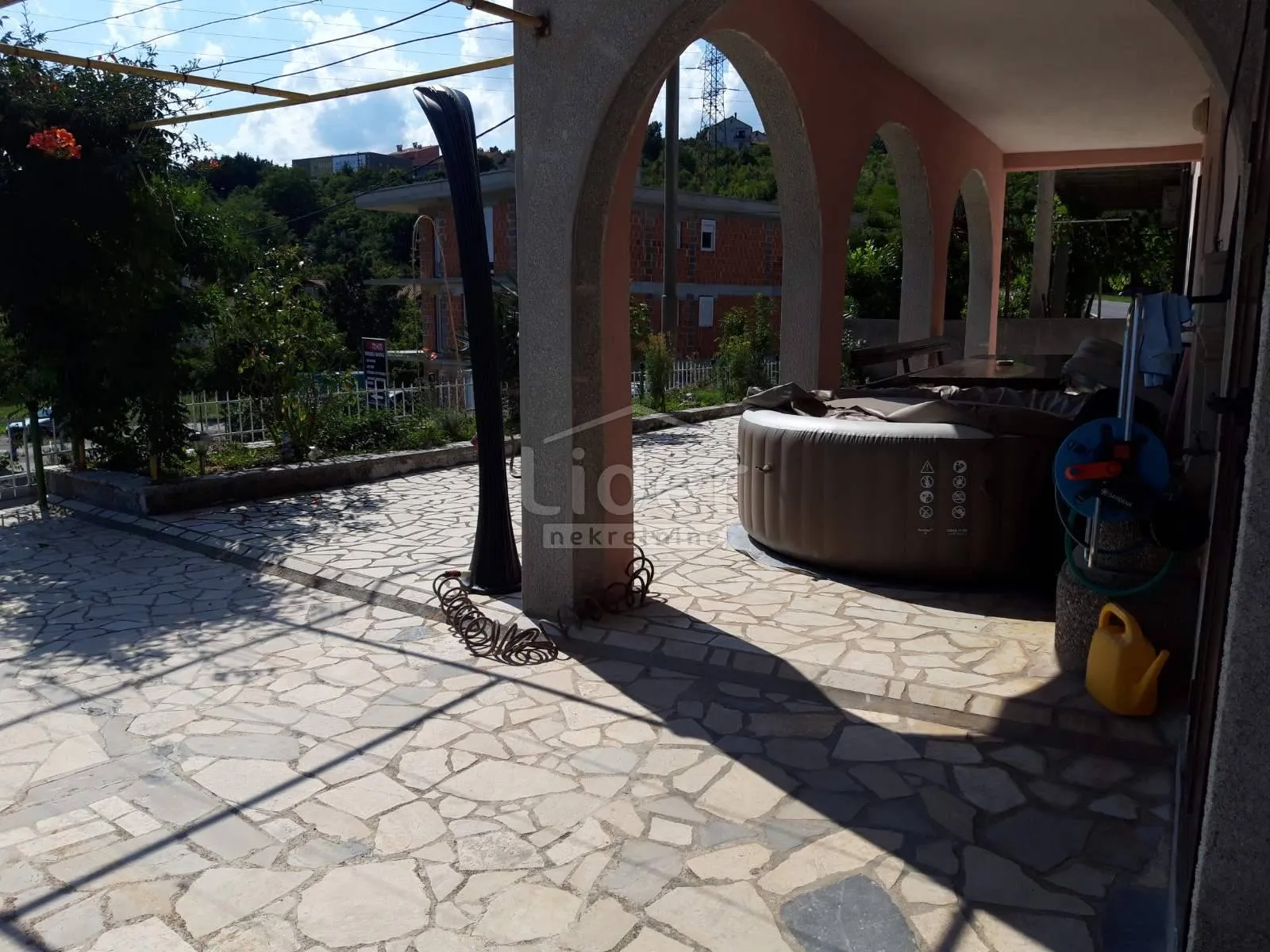 kuća škurinje, 250m2 - slika 5