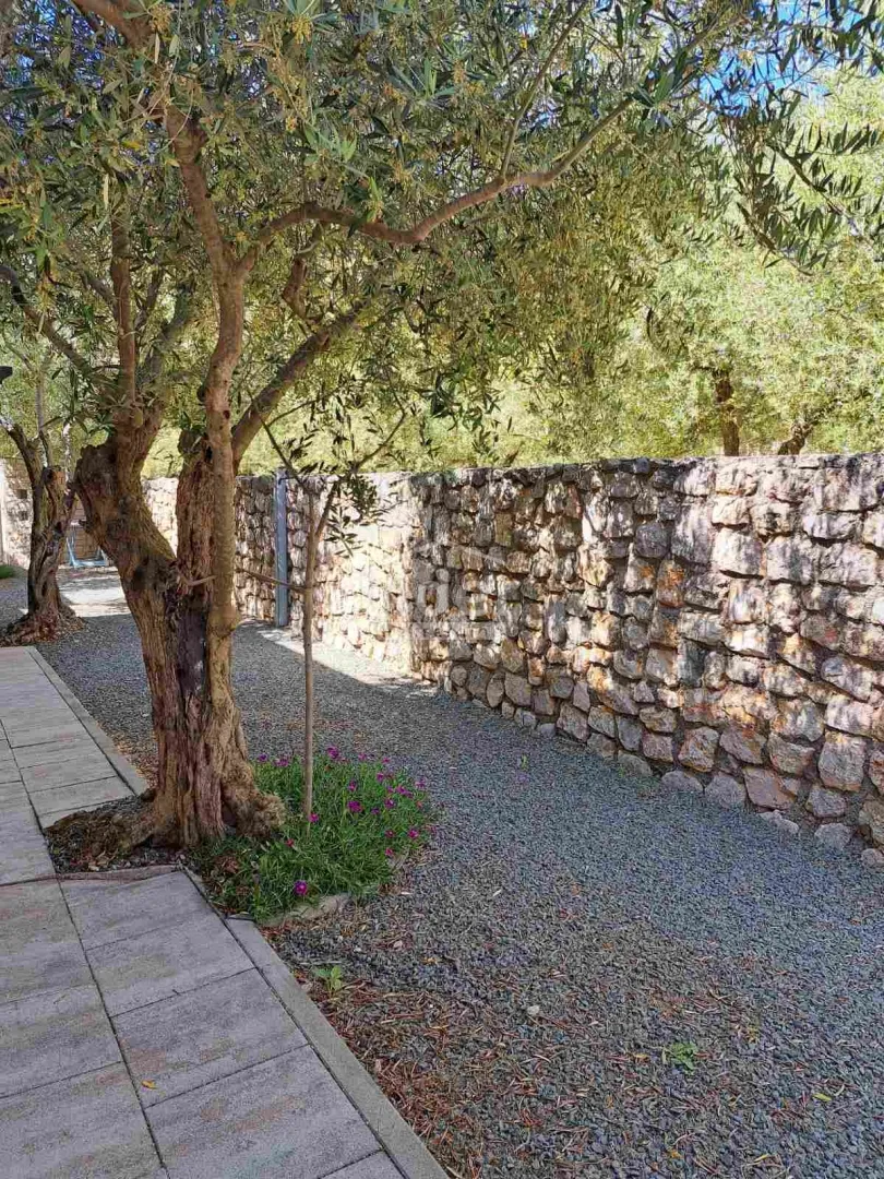 krk (okolica) kuća s bazenom i pogledom na more - slika 9
