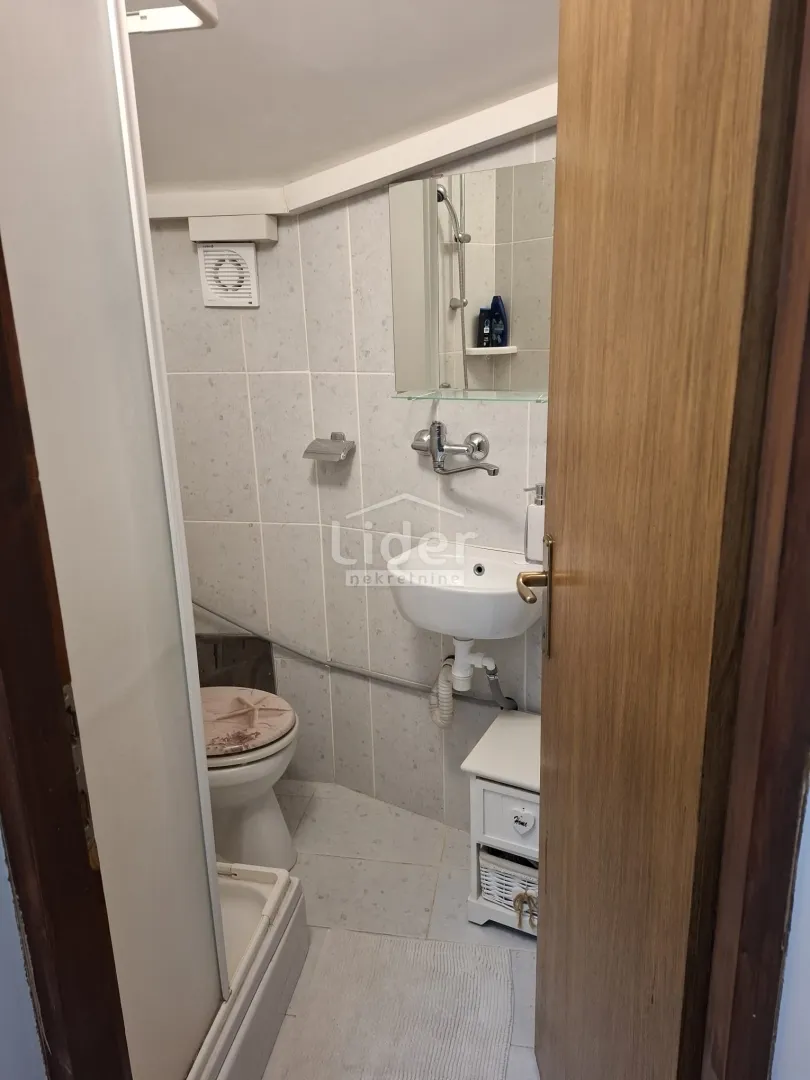 selce namješteni apartman od 43 m2 - slika 15