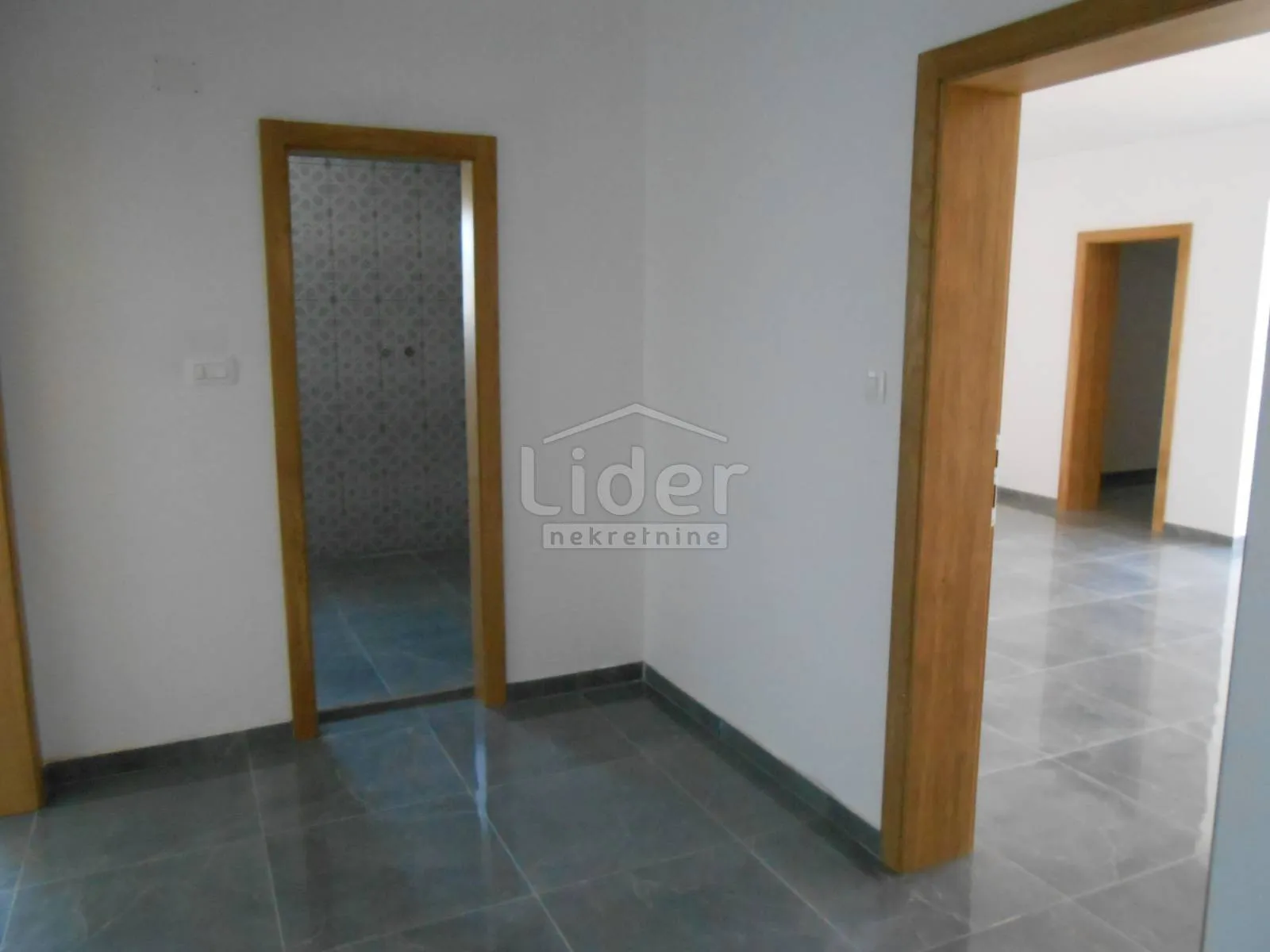 crikvenica novi apartman 350 m od mora - slika 12