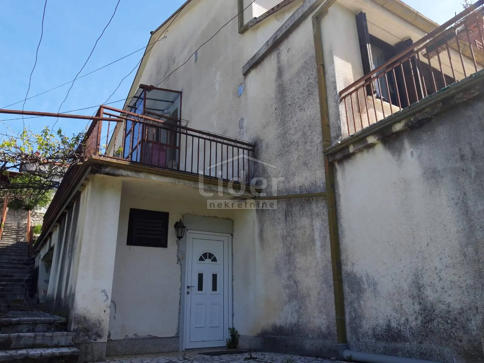 matulji, kuća sa 4 stana, 525 m2, 1300m2 okućnice - slika 7