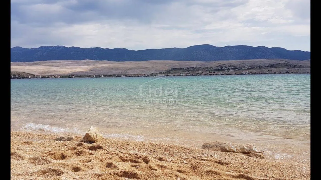 novalja- zemljište u neposrednoj blizini plaže zrće, 1. red do mora - slika 7