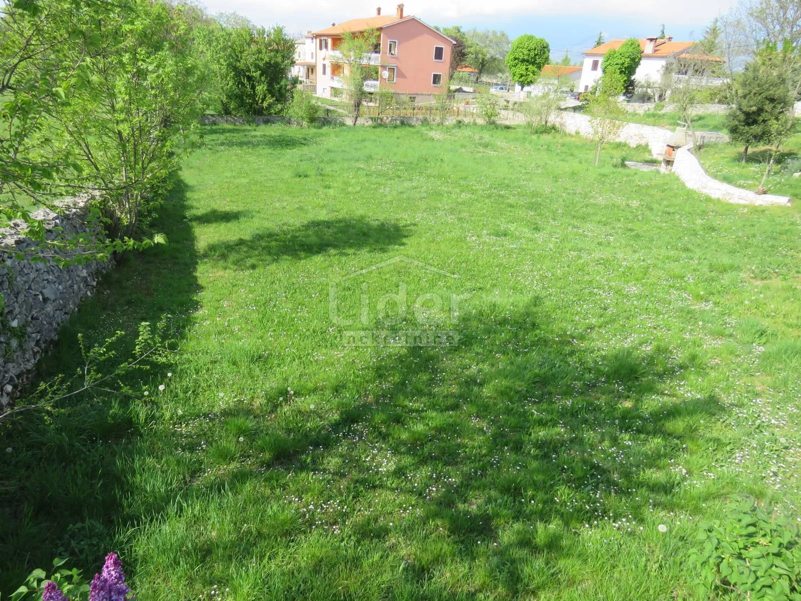 prekrasna autohtona vila nedaleko labina - slika 25