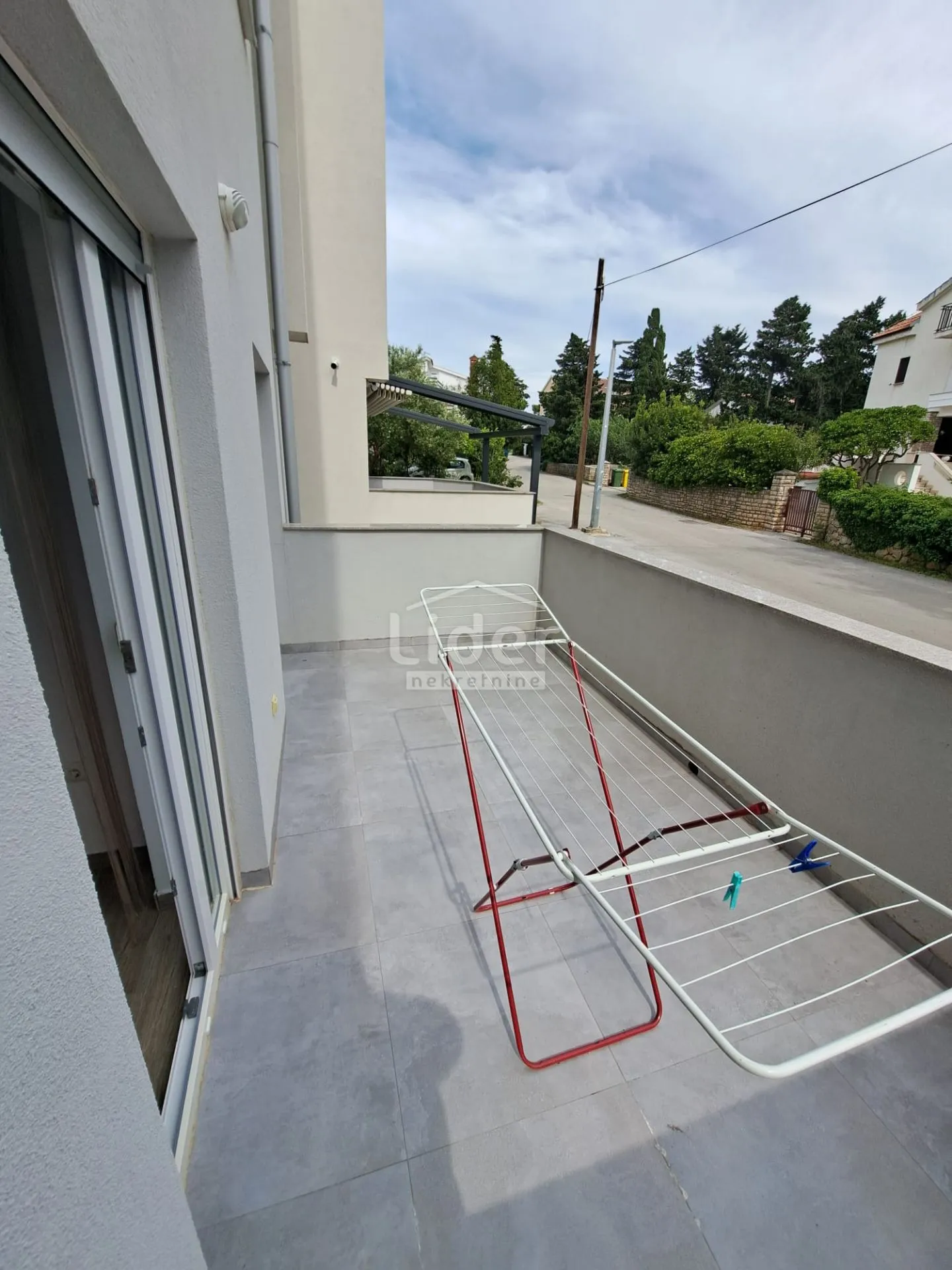 novalja stan 70m2, jacuzzi, blizina centra, škole i vrtića - slika 24
