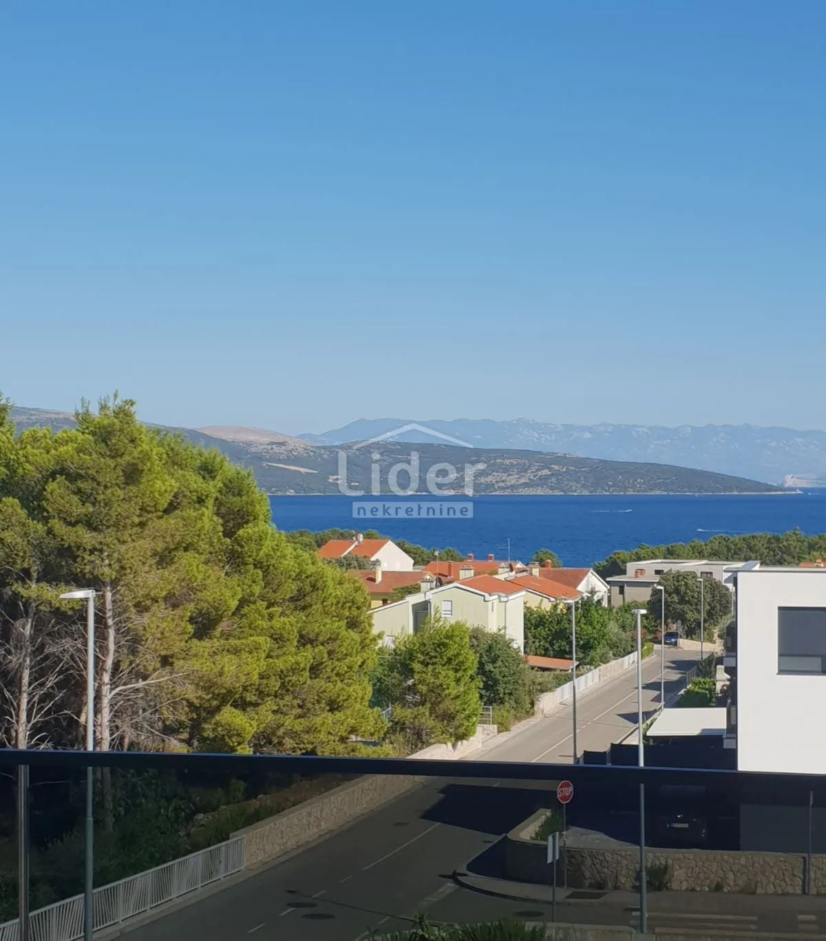 luksuzna villa sa 4 stana - krk - slika 14