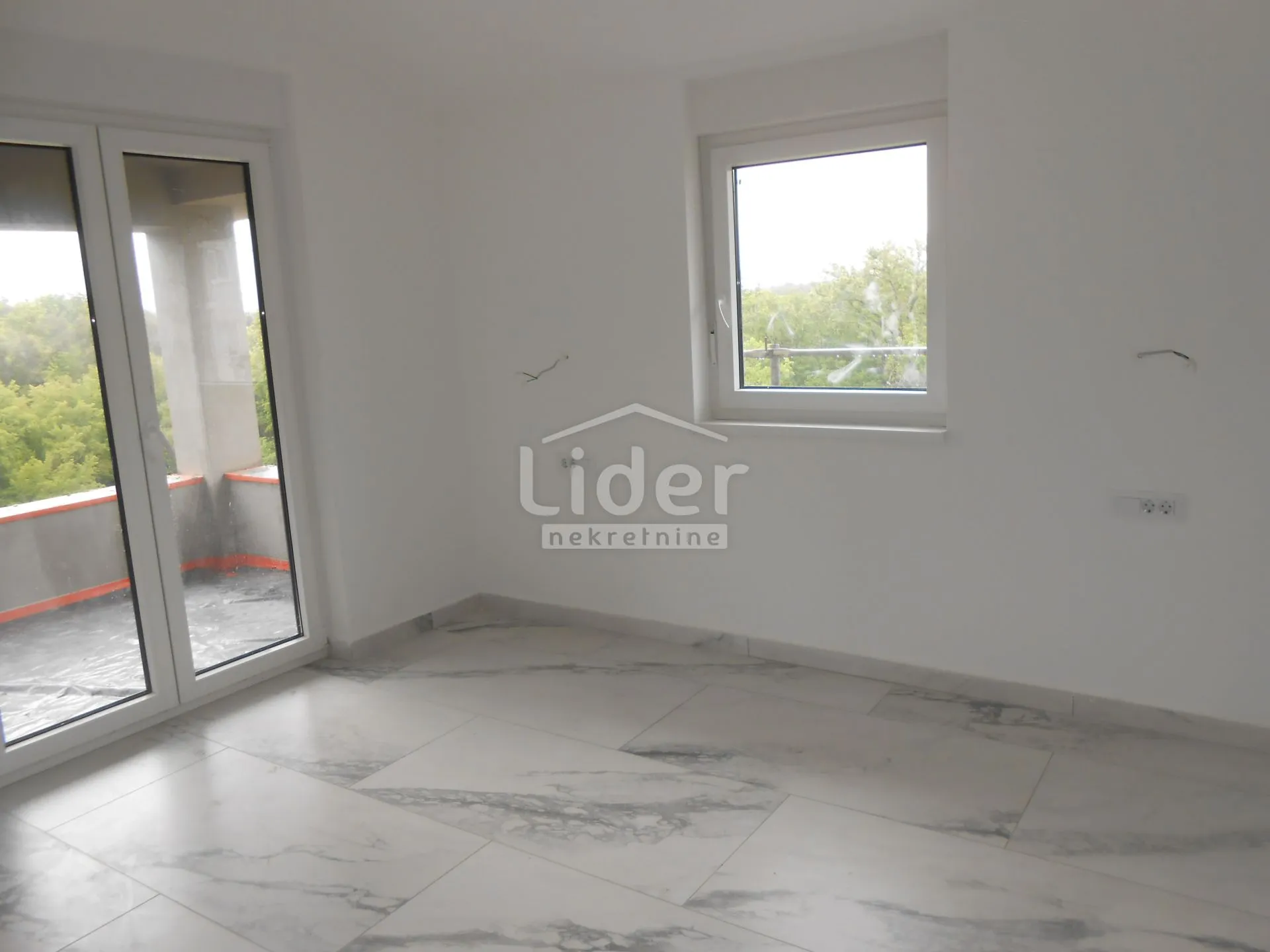 hlapa (otok krk) novi apartman s 2 lođe - slika 4