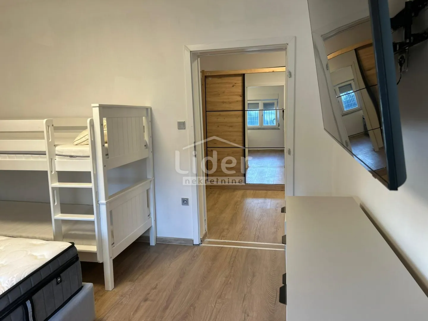 otok krk-samostojeća kuća 57m2 - slika 6