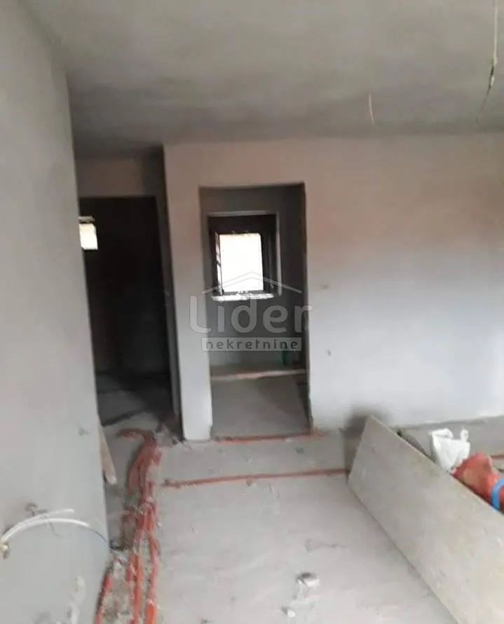 kuća kostrena roh bau sa 5 stambenih jedinica-2 stana uređena - slika 3