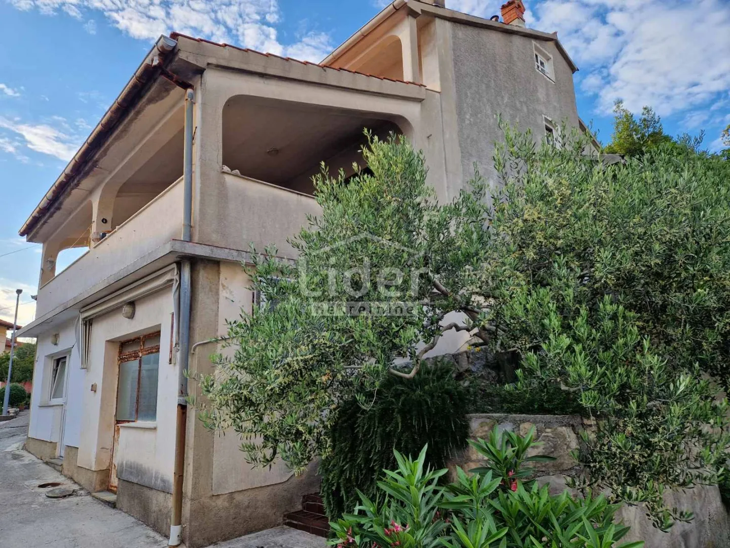 Kuća u Banjolu 298 m2 - Banjol, Rab