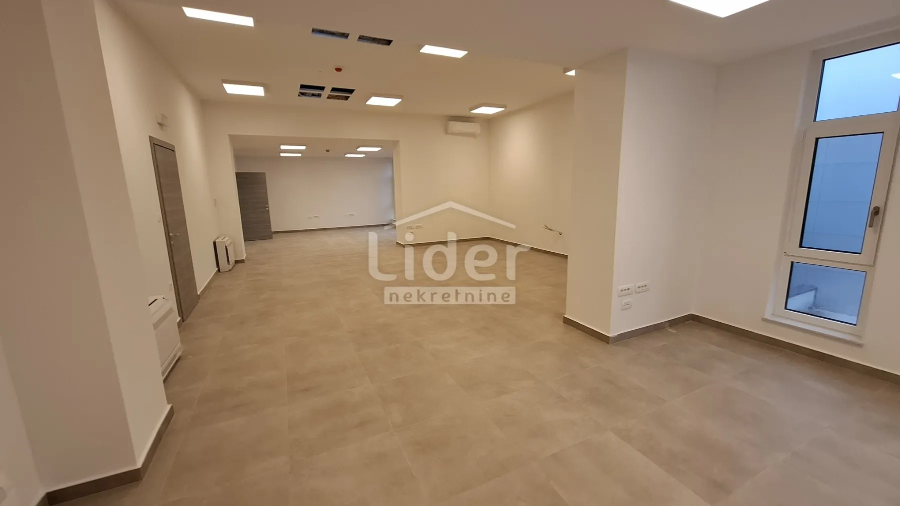 škurinje-poslovni prostor,228m2, novogradnja - slika 2