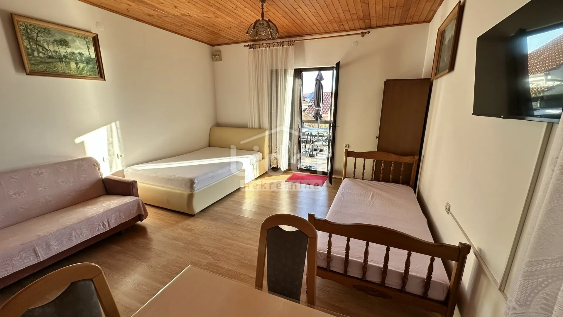 kruševo, kuću sa 3 stana i garažom prodajemo - slika 17