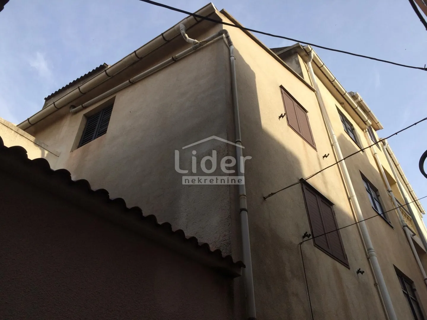 pag, centar, kuća 212 m2, 250.000 € - slika 29