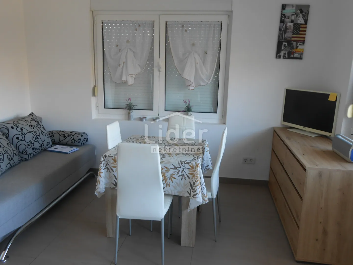 prilika! apartman na samo 100 m od mora - slika 5
