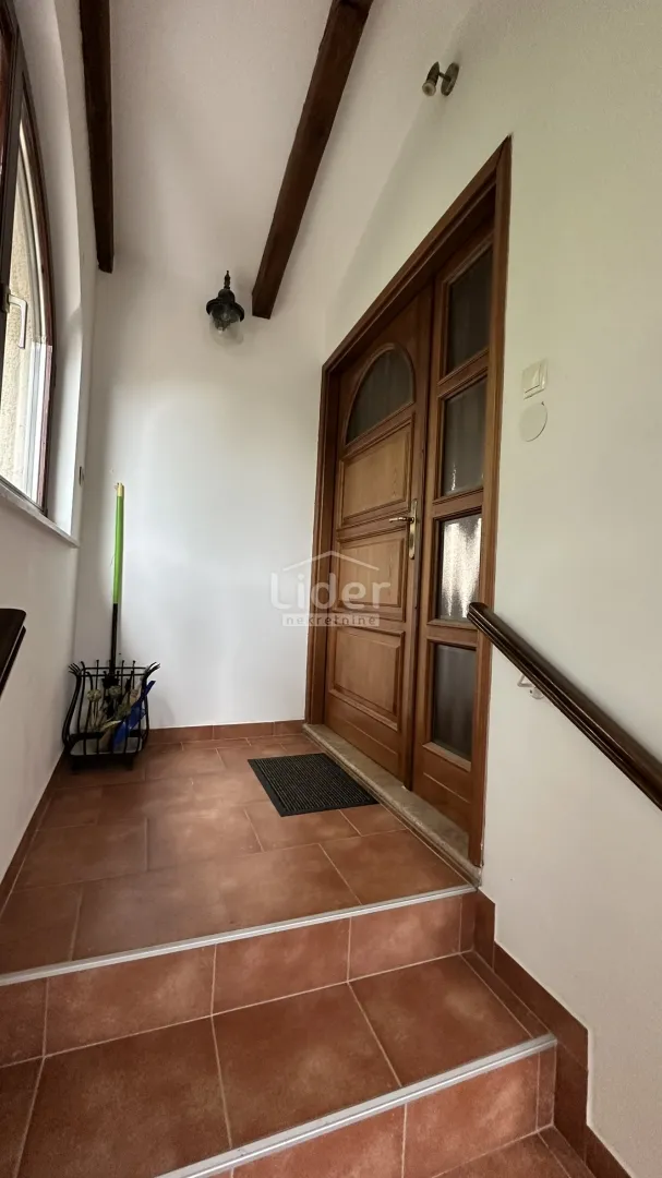 donja vežica, 125m2, 2s+db komfornu etažu kuće prodajemo - slika 27