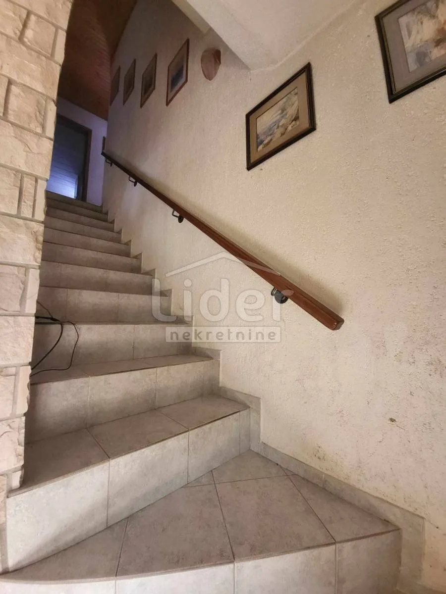 kras (krk)- samostojeća kuća s okućnicom - slika 17