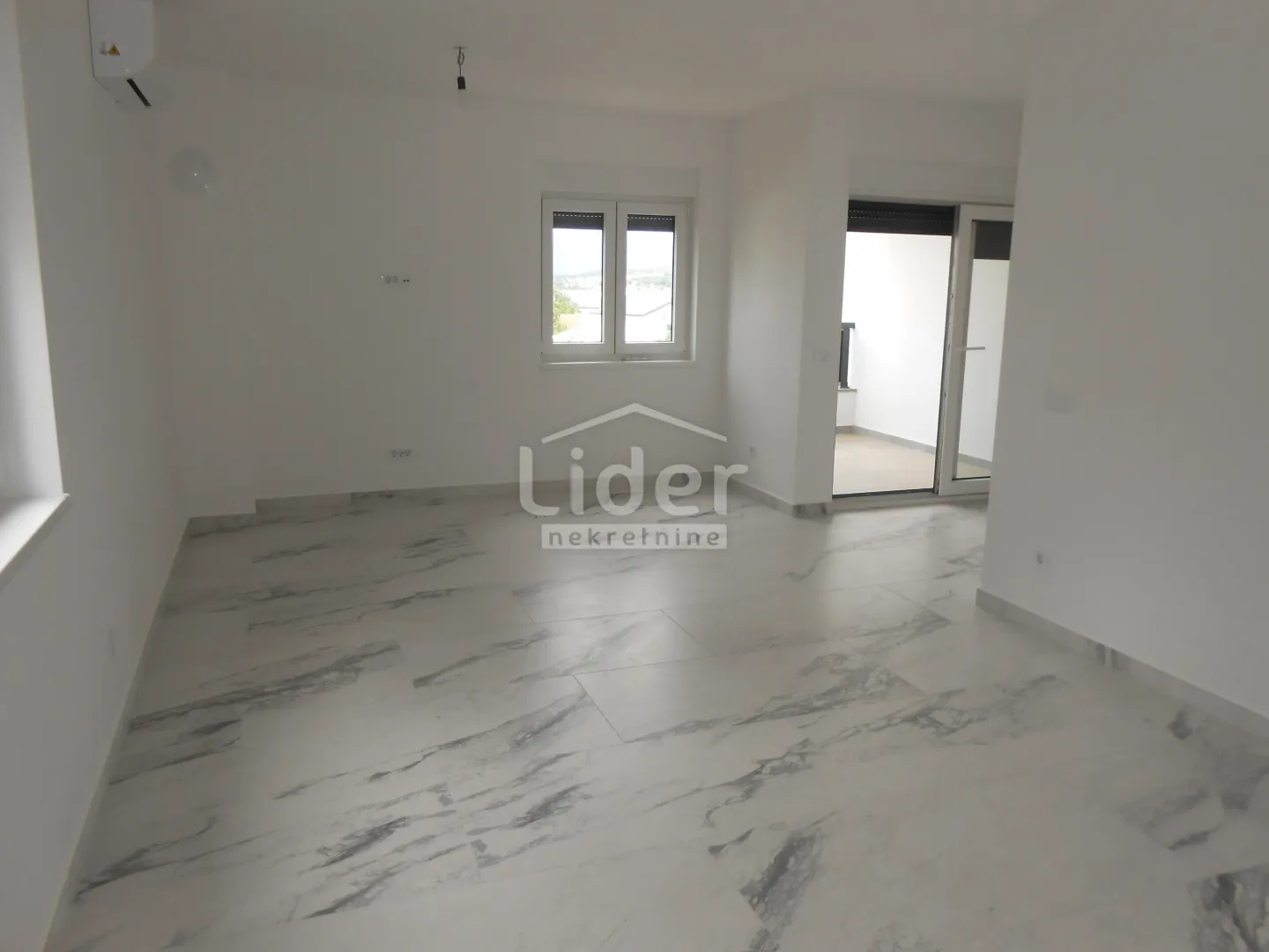 čižići (otok krk) novi apartman, pogled na more - slika 3