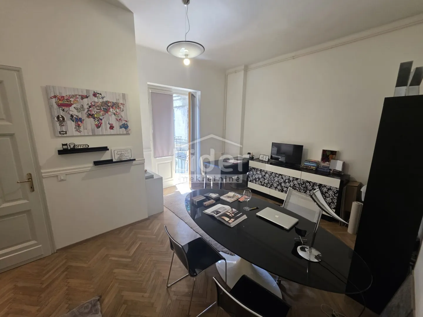 centar, 200m2, 4s+db, dizajnerski građanski stan - slika 46