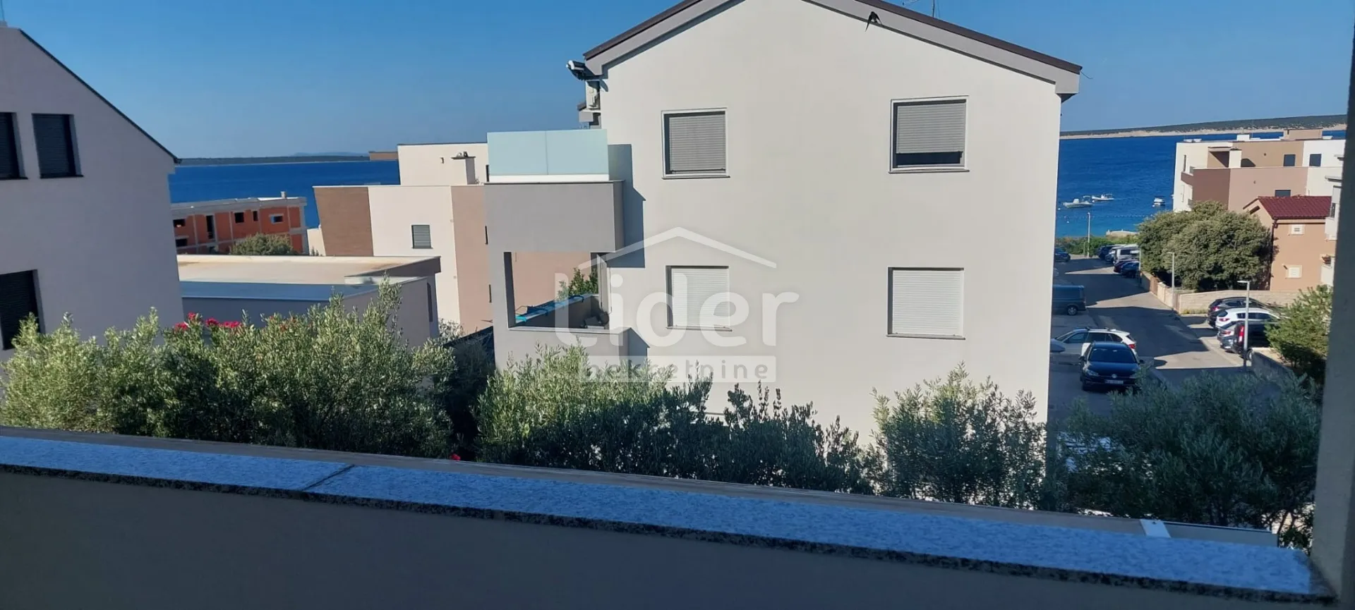 2s+db apartman- mandre, 100m od mora!!! - slika 1
