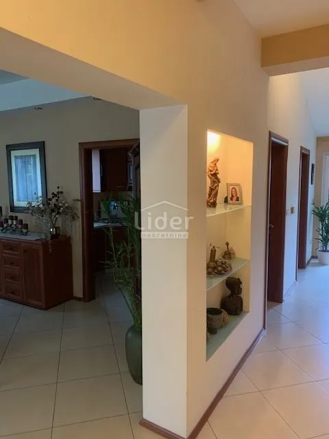 matulji, samostojeća kuća 230m2, top lokacija, okućnica - slika 7